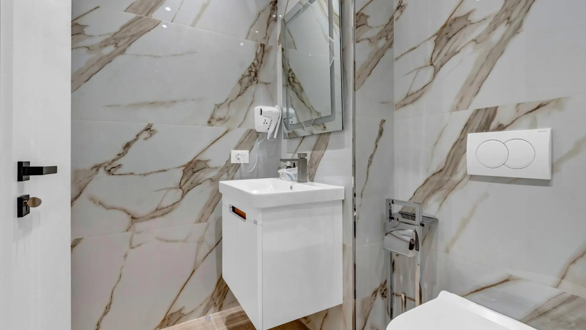 Kajo Studio Apartment Berat